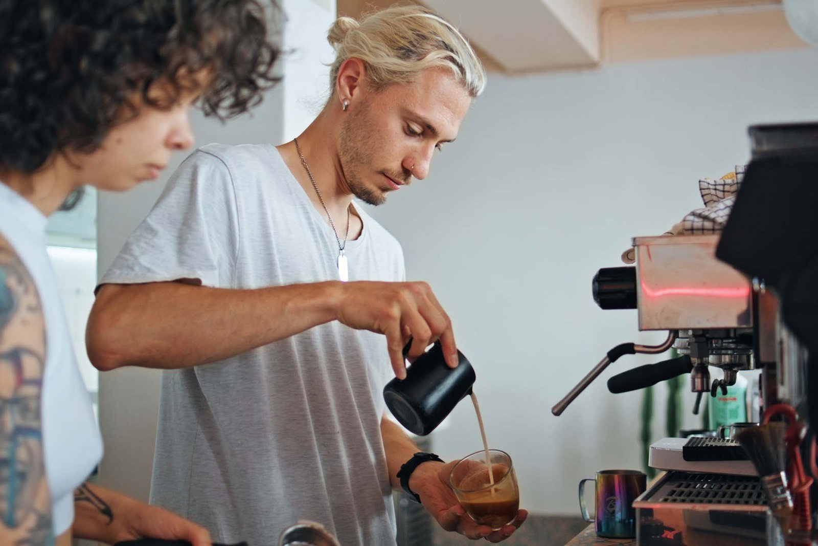 Café con B - Tornado store Specialty Coffee, cafeterías en Sabadell